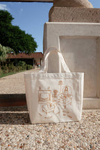 Feliz En Casa Tote Bag