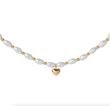 Load image into Gallery viewer, Waterproof White Shell Necklace with Puffy Heart