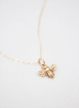 Load image into Gallery viewer, BEE CHARM NECKLACE