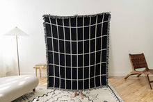 Load image into Gallery viewer, Grid Cotton Throw Blanket